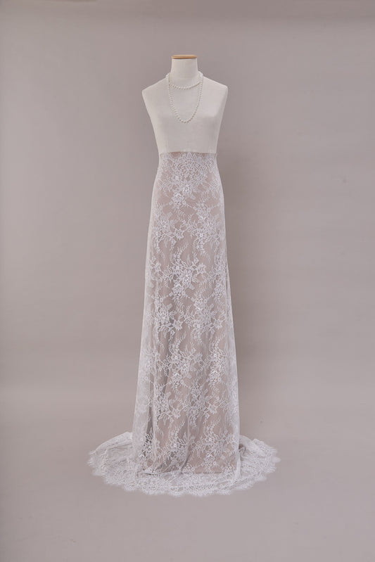 S0665 ENCAJE CHANTILLY