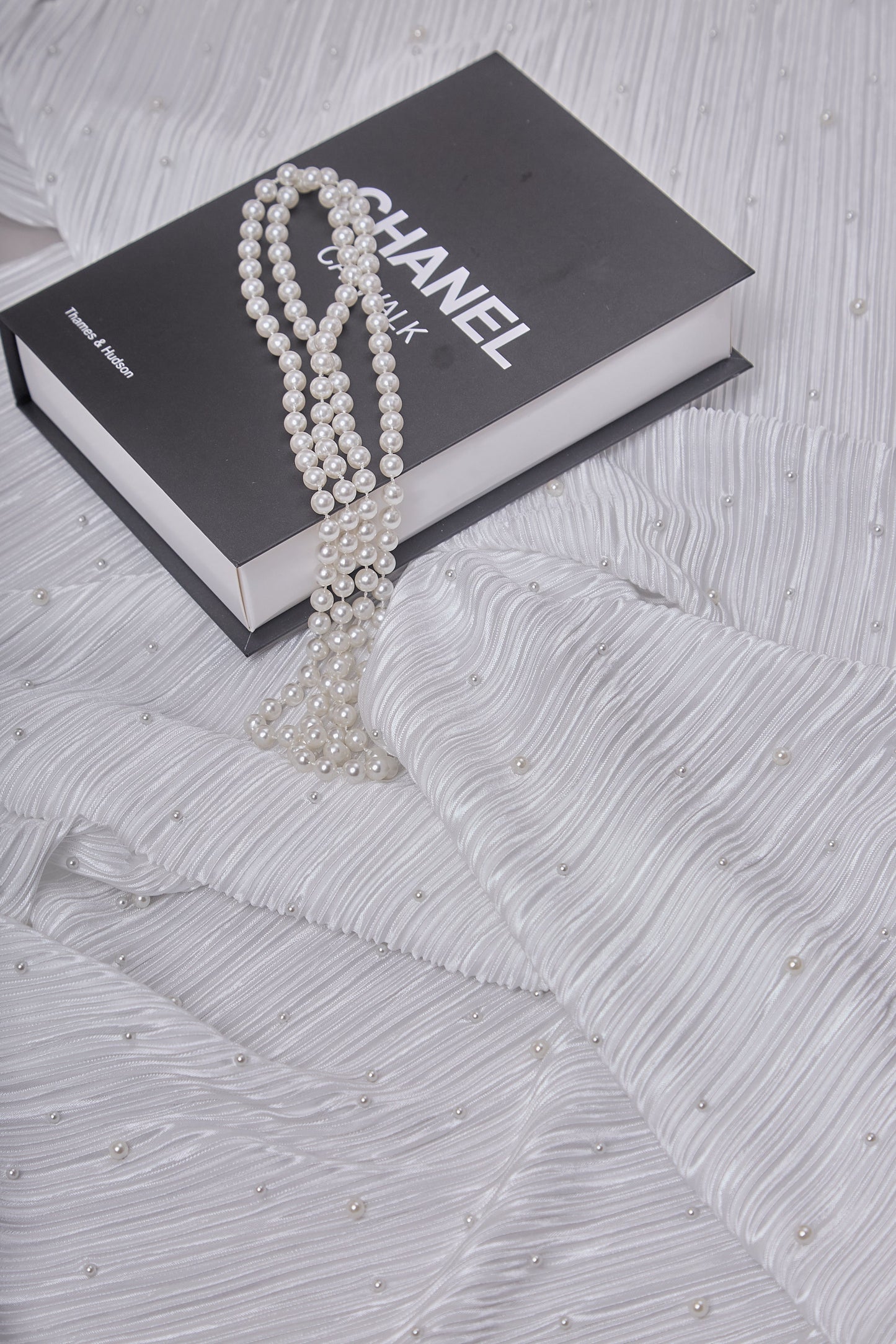 S0670 CHIFFON PLISADO BORDADO CON PERLAS