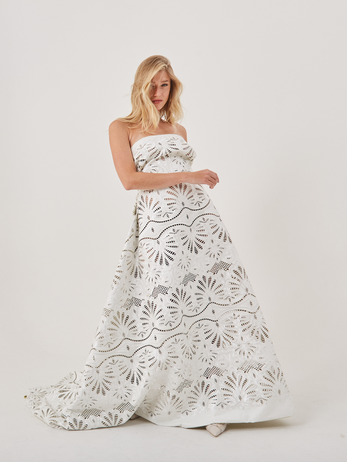 S0638 CUERO SINTÉTICO PERFORADO