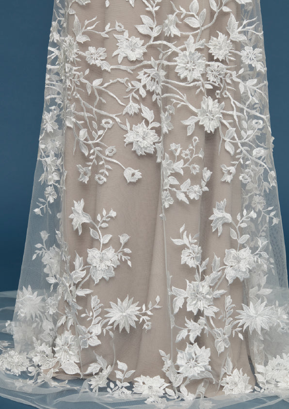 S0484 TUL BORDADO CON FLORES 3D