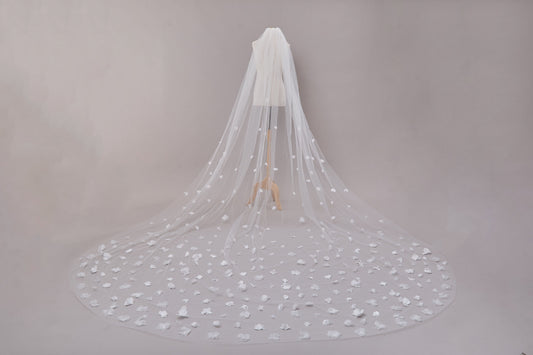 S0672 - Embroidered Tulle Veil with 3d Flowers