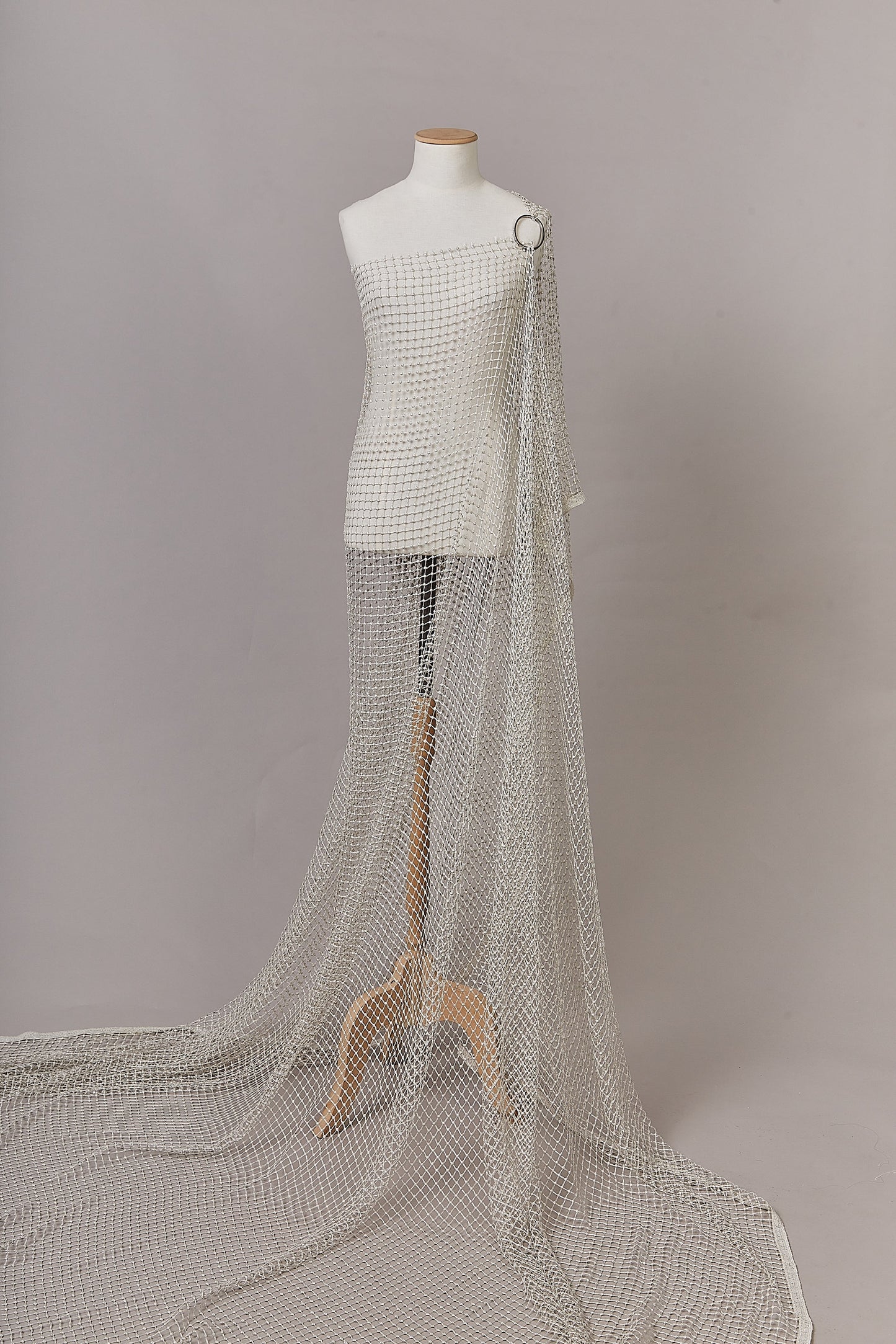 S0627 GUIPIURE CON HILOS DE LUREX