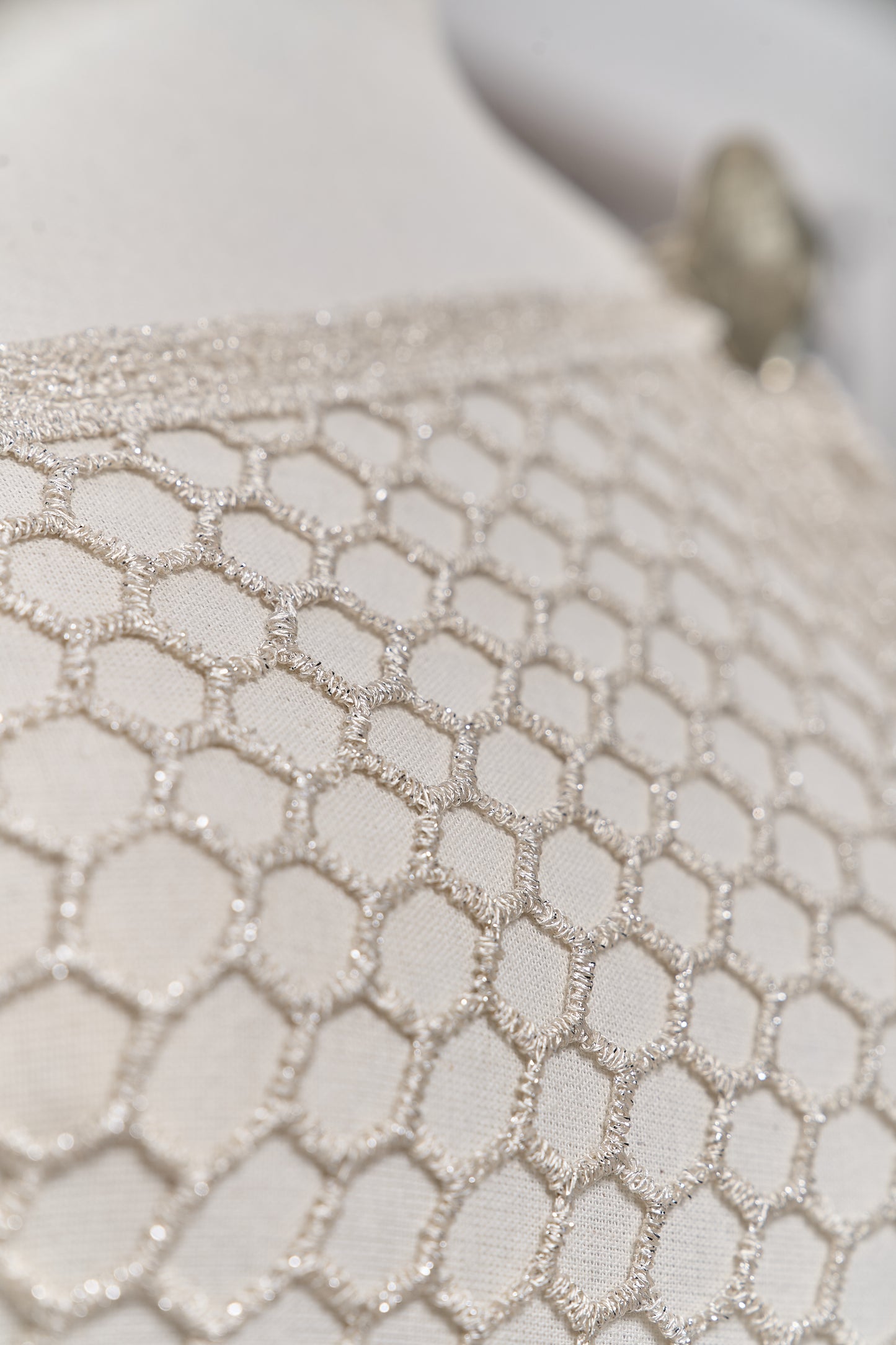 S0716 GUIPIURE CON LUREX SILVER