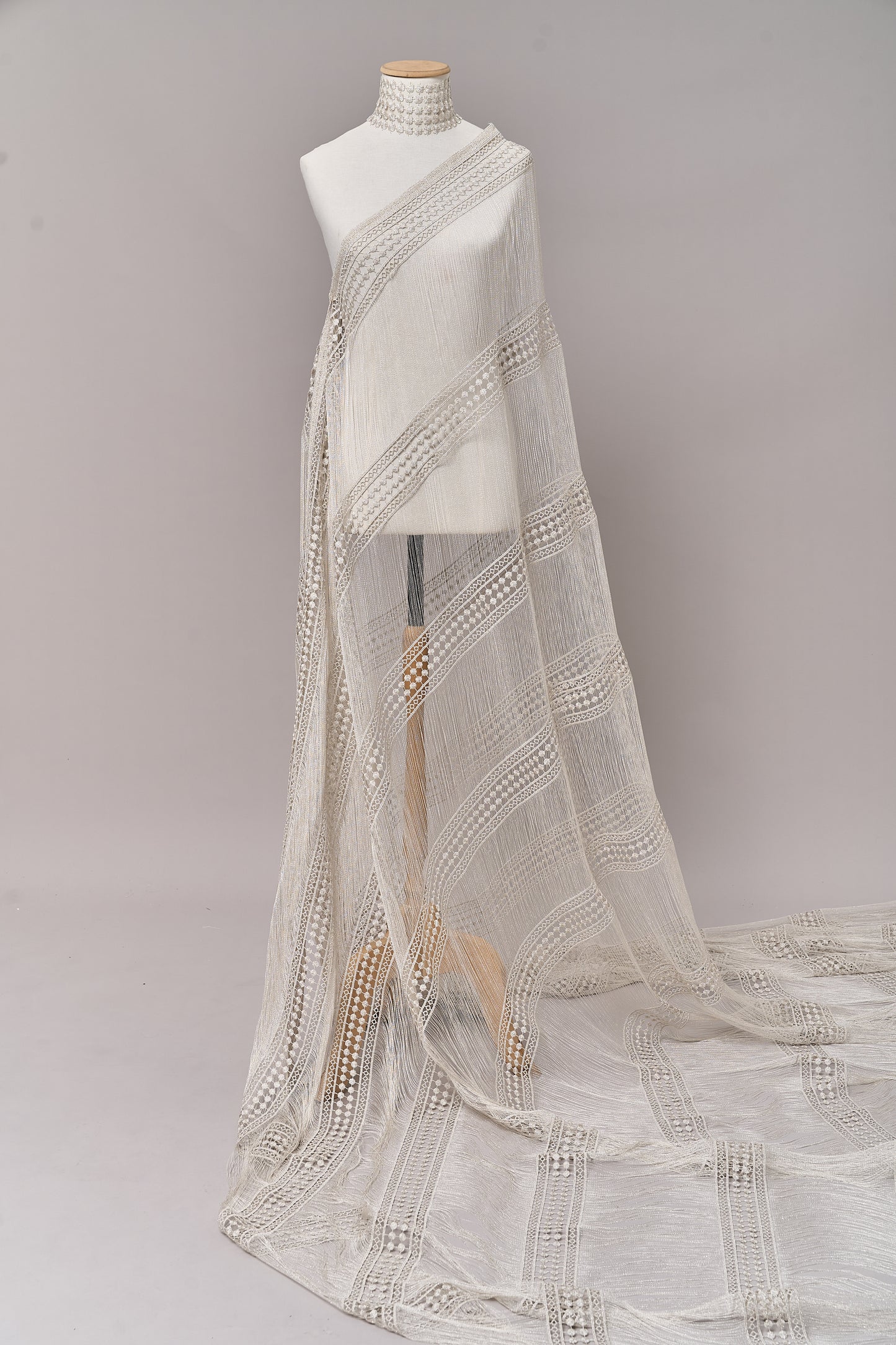 S0717 GUIPIURE CON LUREX SILVER