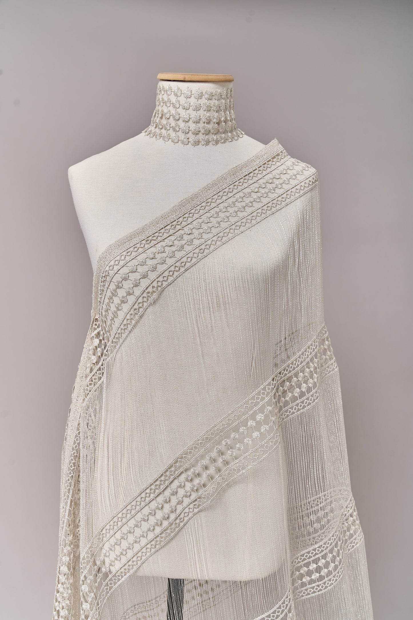 S0717 GUIPIURE CON LUREX SILVER