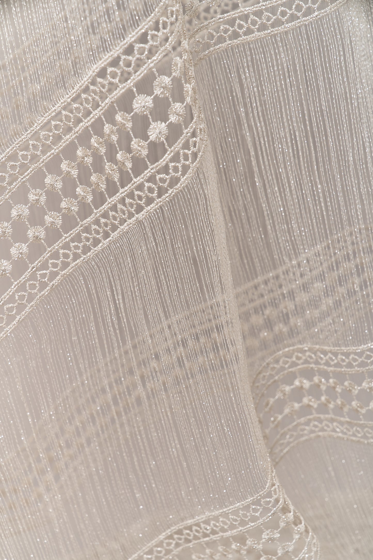 S0717 GUIPIURE CON LUREX SILVER
