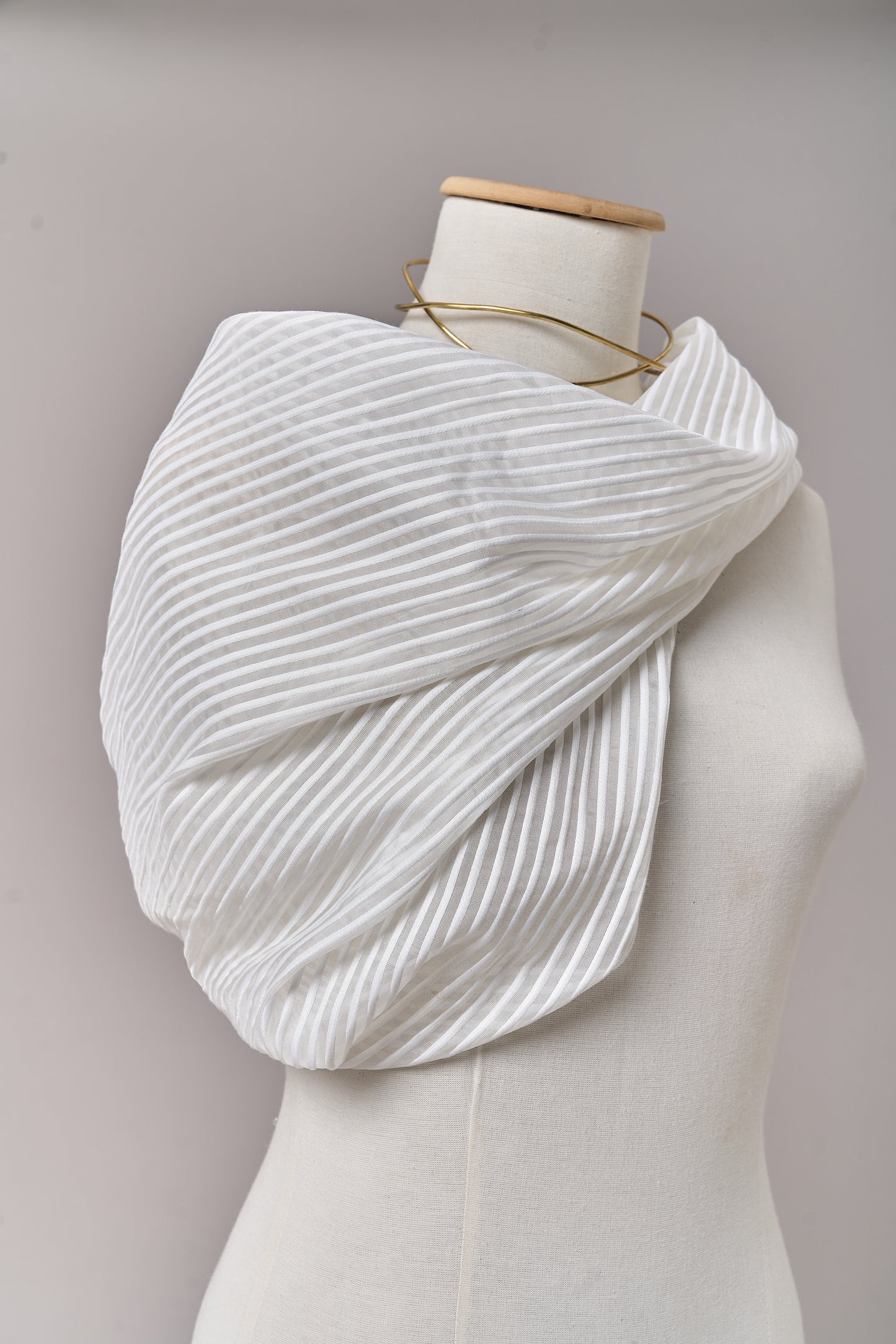 S0707 ORGANZA BORDADA