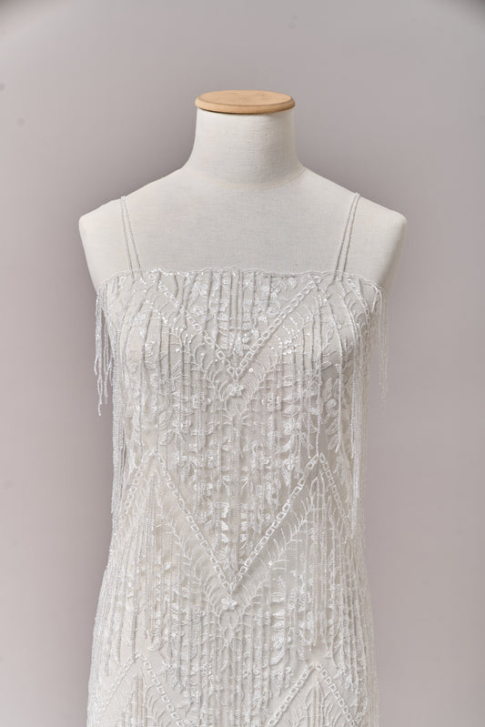 S0676 TUL BORDADO CON CANUTILLOS Y LENTEJUELAS TRANSPARENTES